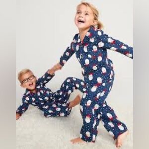Old navy Santa Claus pajama set